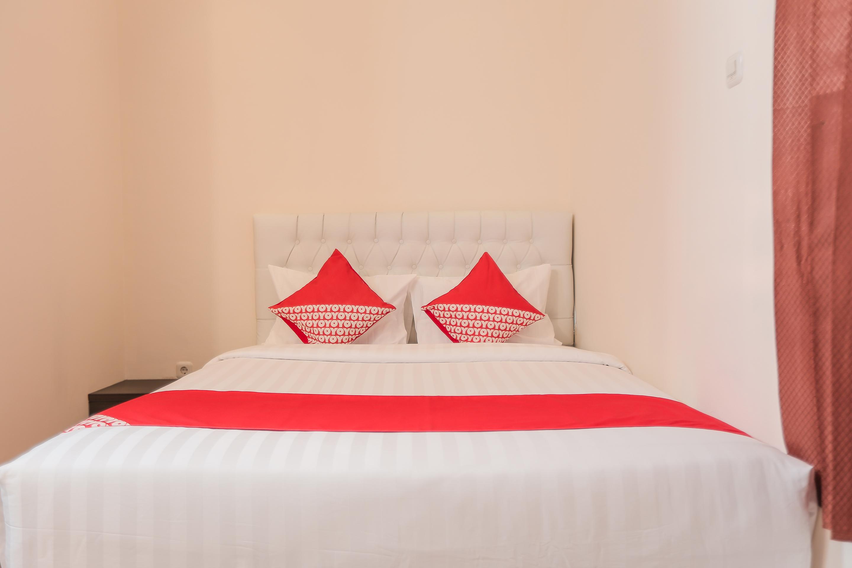 Super Oyo Capital O 141 Fatmawati Cozy Residence Джакарта Экстерьер фото