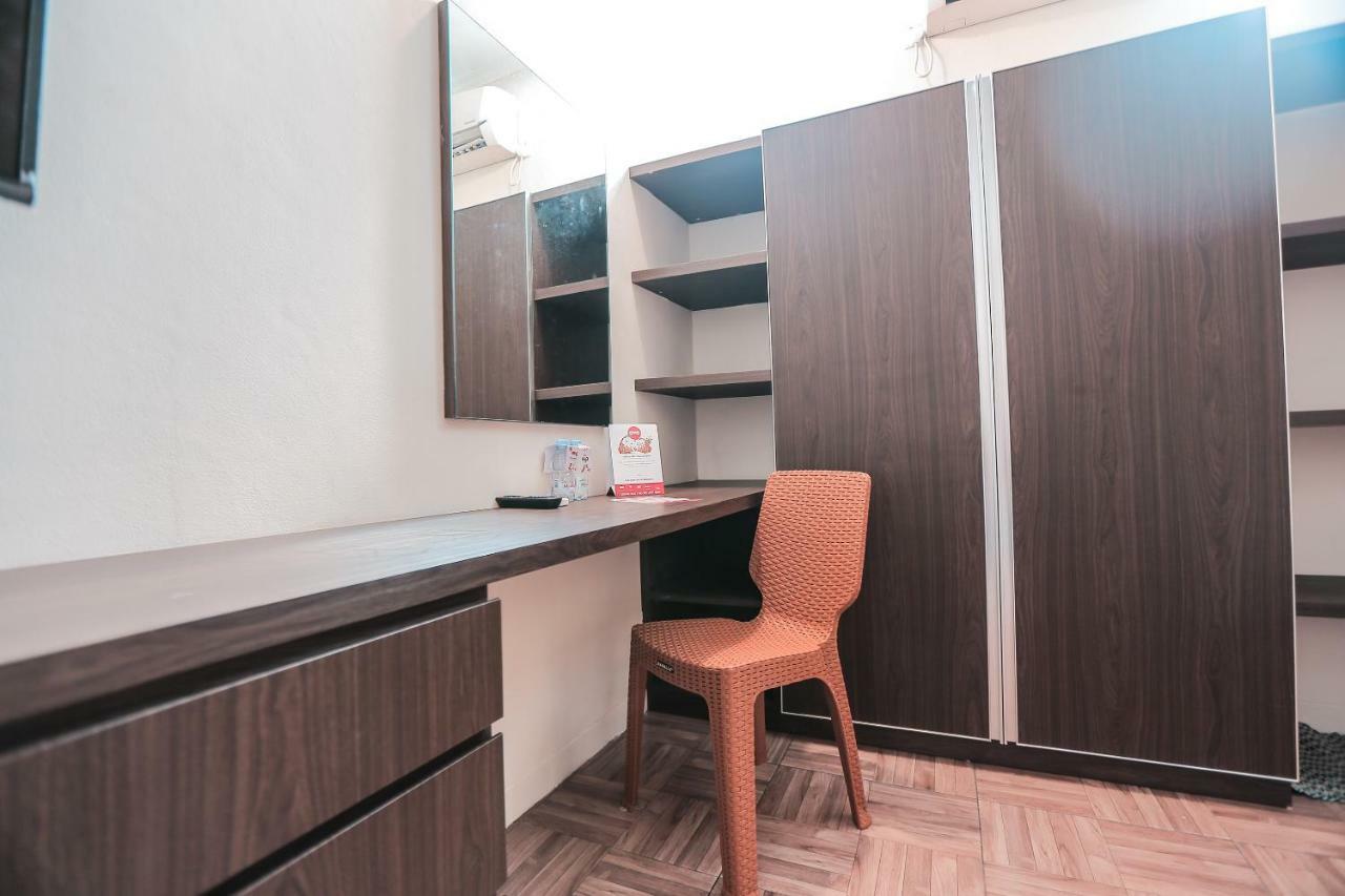 Super Oyo Capital O 141 Fatmawati Cozy Residence Джакарта Экстерьер фото
